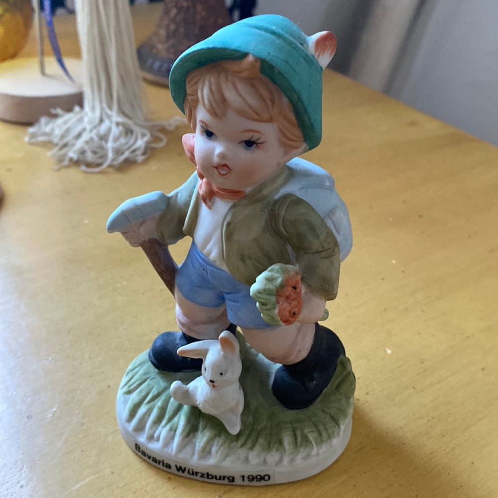 Vintage Handgemalt Bavarian Boy Hiker with Rabbit Porcelain Figurine